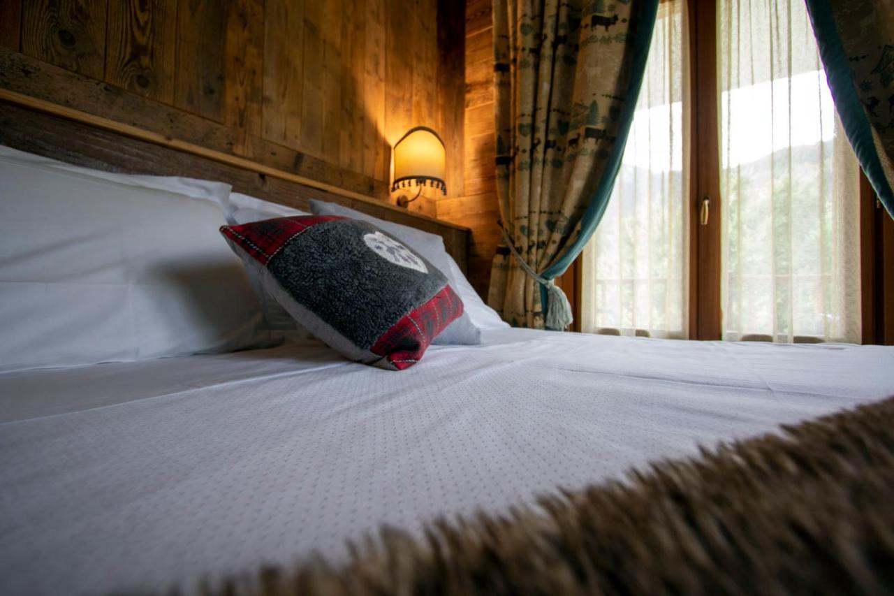 Laghetto Alpine Hotel & Restaurant Brusson Kültér fotó