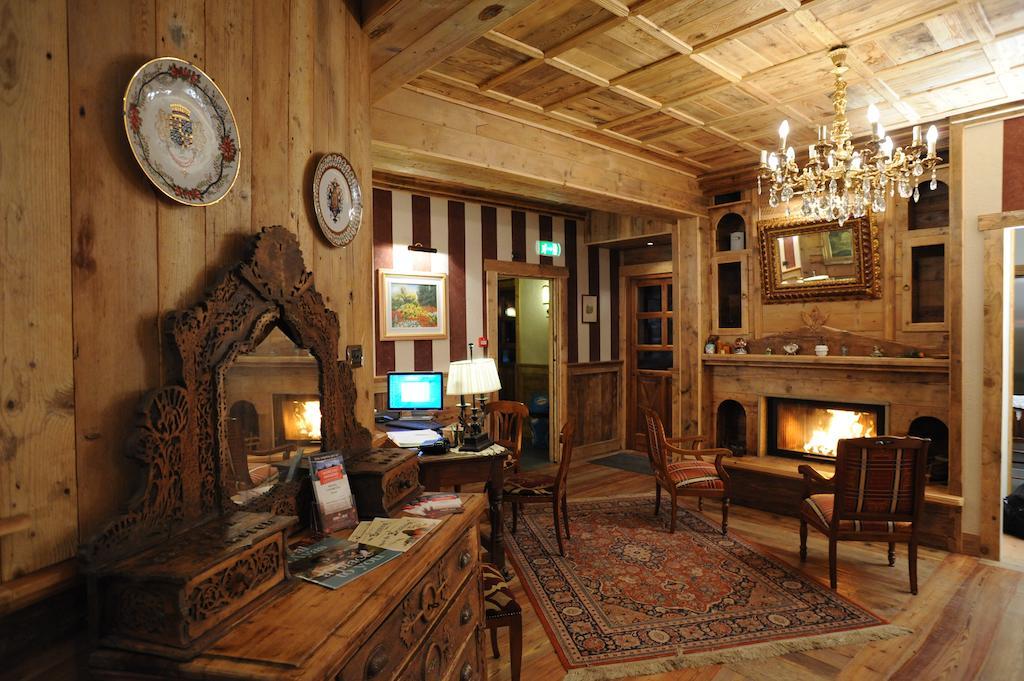 Laghetto Alpine Hotel & Restaurant Brusson Kültér fotó